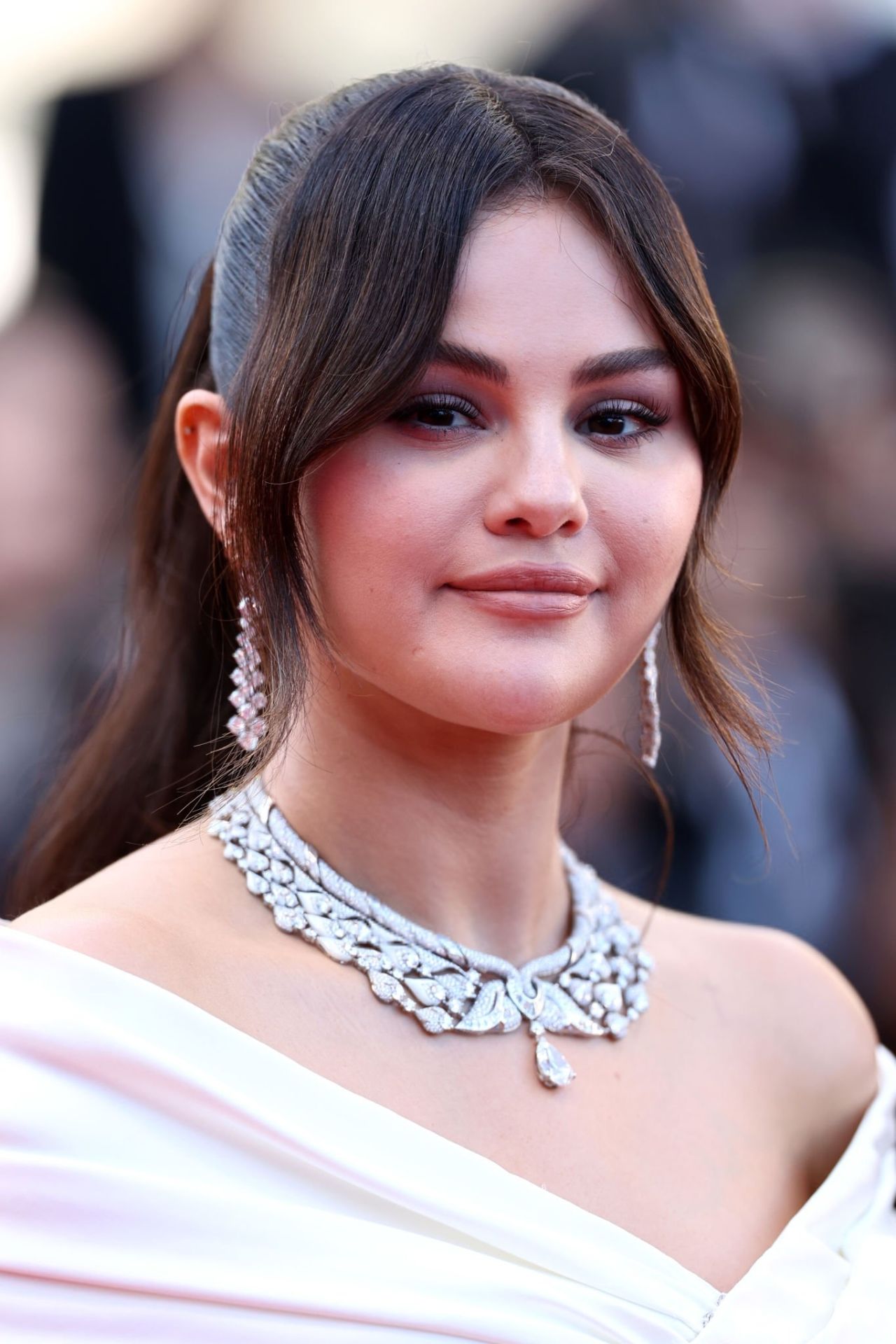 SELENA GOMEZ AT EMILIA PEREZ RED CARPET AT 2024 CANNES FILM FESTIVAL13